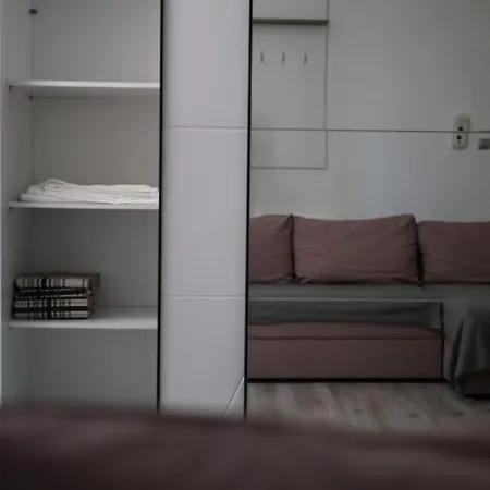 Modern Studio Getaway * קלוז'-נאפוקה